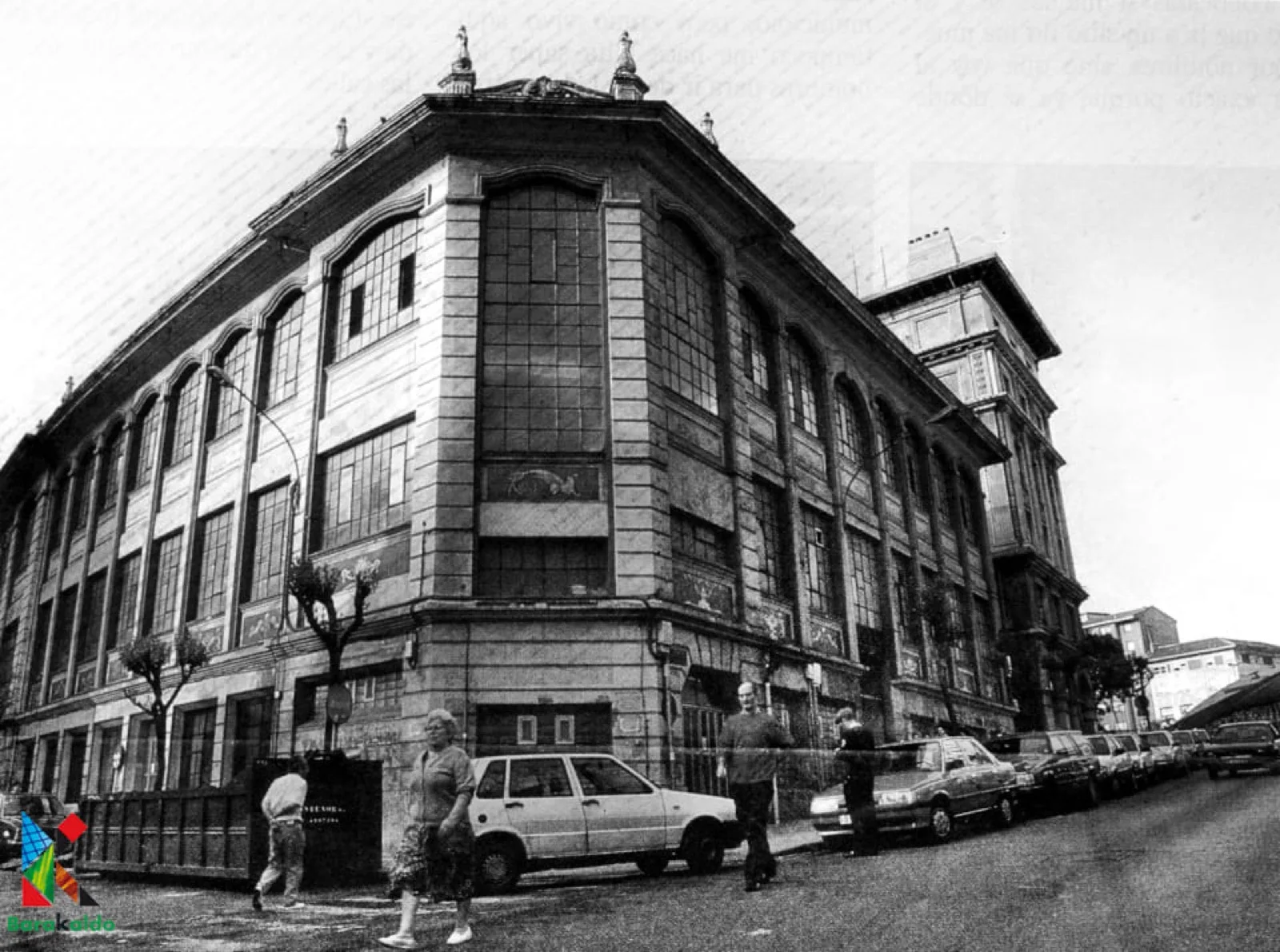 Fachada histórica del Mercado Municipal de Barakaldo